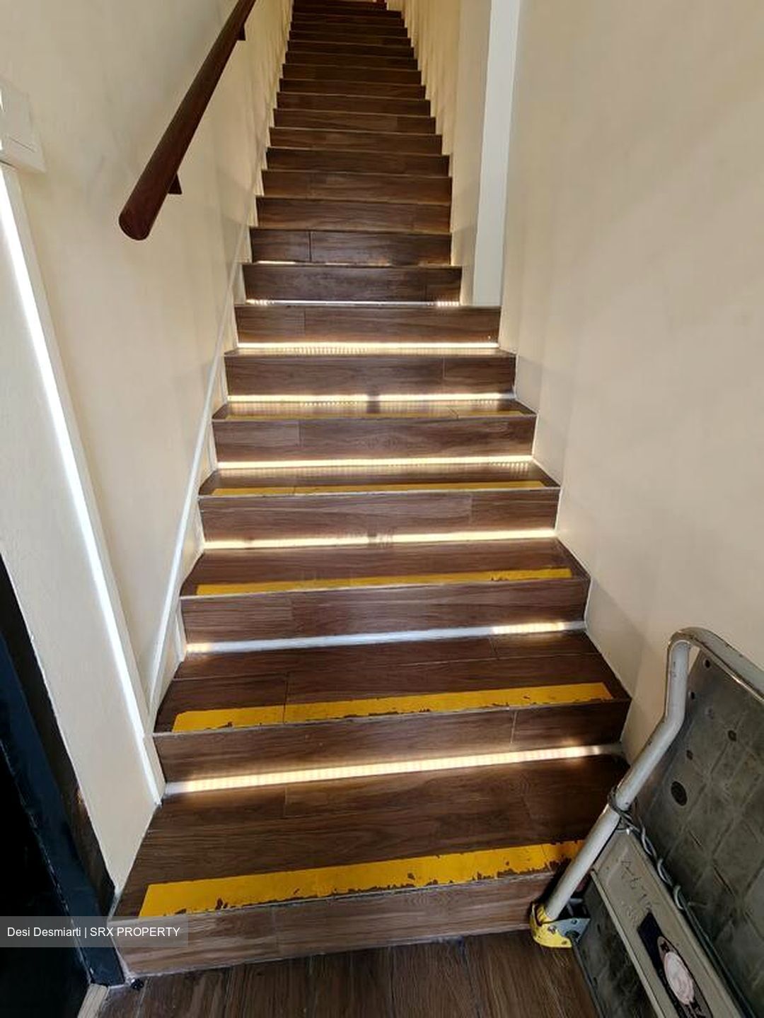 Jalan Besar (D8), Retail #521990241